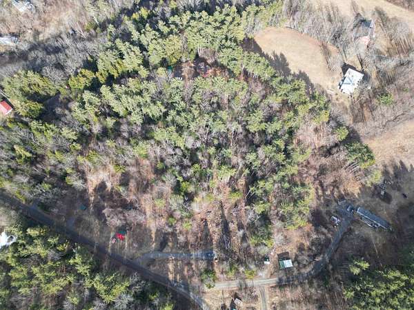 2.5 Acres of Residential Land for Sale in Putney, Vermont