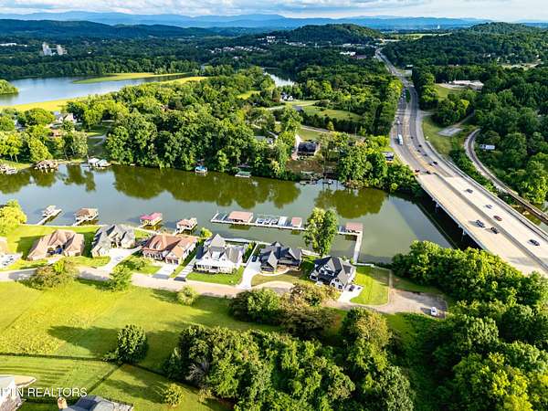 0.31 Acres of Residential Land for Sale in Knoxville, Tennessee