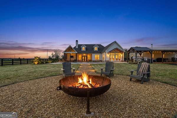 6 Acres of Land with Home for Sale in Madison, Georgia