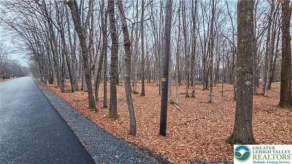 0.41 Acres of Residential Land for Sale in Tunkhannock Township, Pennsylvania