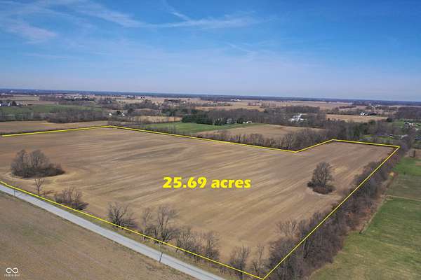 25.7 Acres of Agricultural & Residential Land for Sale in Noblesville, Indiana