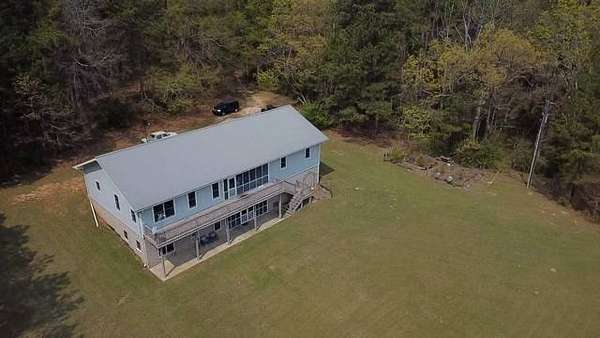 4 Acres of Land with Home for Sale in Philadelphia, Mississippi