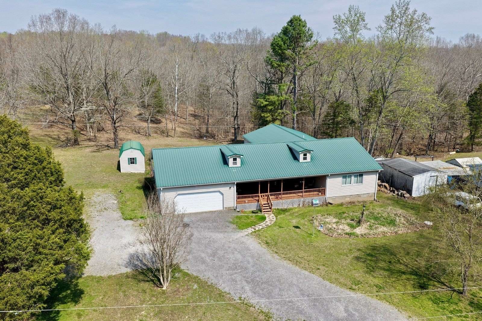 2.57 Acres of Land with Home for Auction in Cadiz, Kentucky