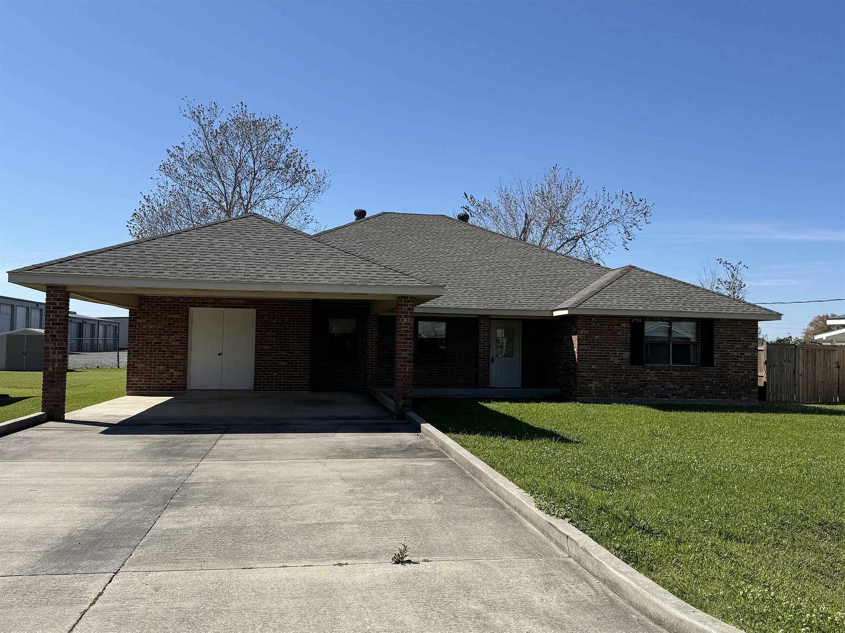 20 Acres of Improved Commercial Land for Lease in Thibodaux, Louisiana