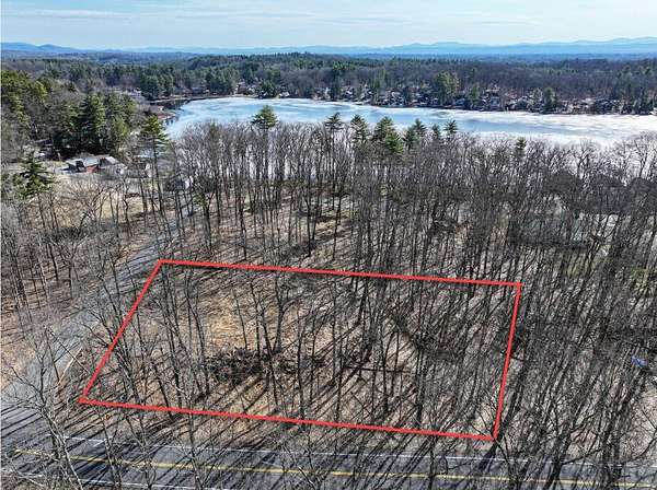 1 Acre of Residential Land for Sale in Queensbury, New York