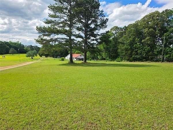 2.67 Acres of Land with Home for Sale in Jefferson, Georgia