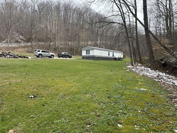 25 Acres of Recreational Land with Home for Sale in Vanceburg, Kentucky