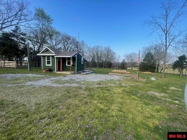4 Acres of Land with Home for Sale in Yellville, Arkansas
