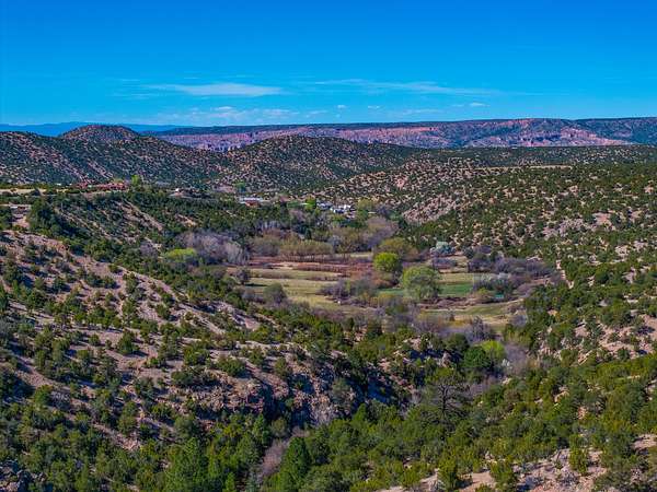 6 Acres of Residential Land for Sale in Cundiyo, New Mexico