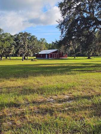 17.7 Acres of Agricultural Land for Sale in Cedar Key, Florida