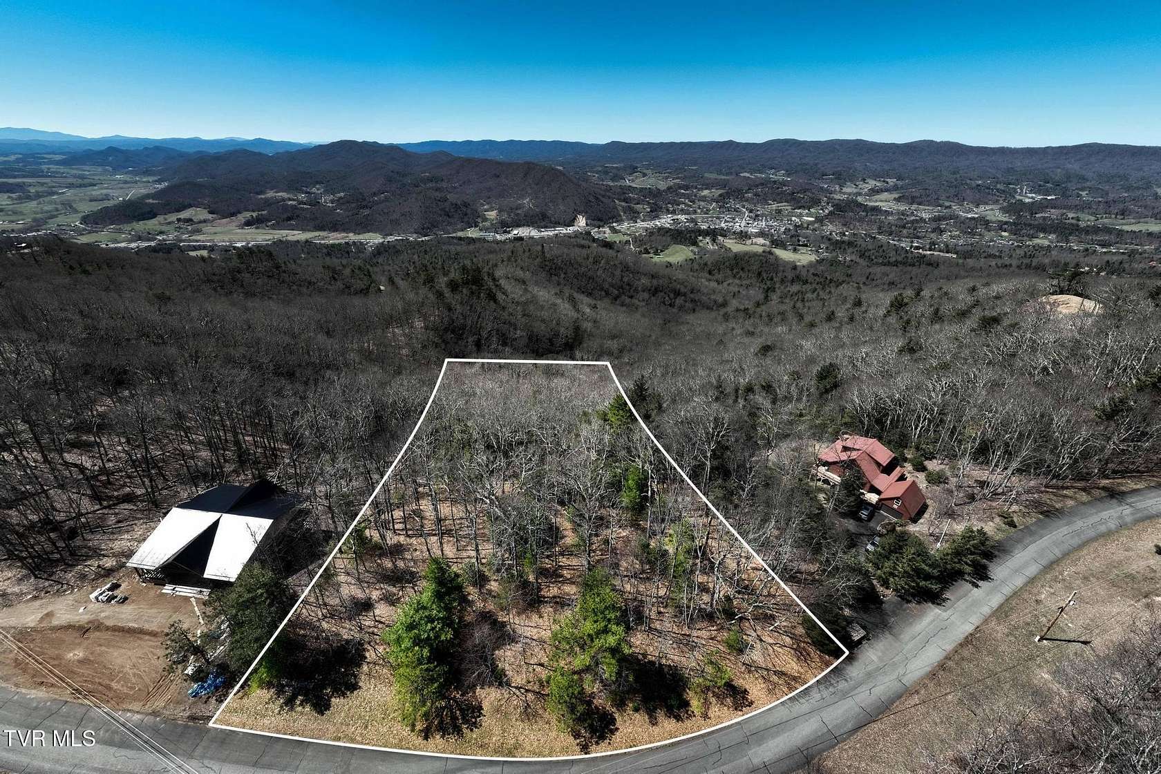 5 Acres of Residential Land for Sale in Mountain City, Tennessee