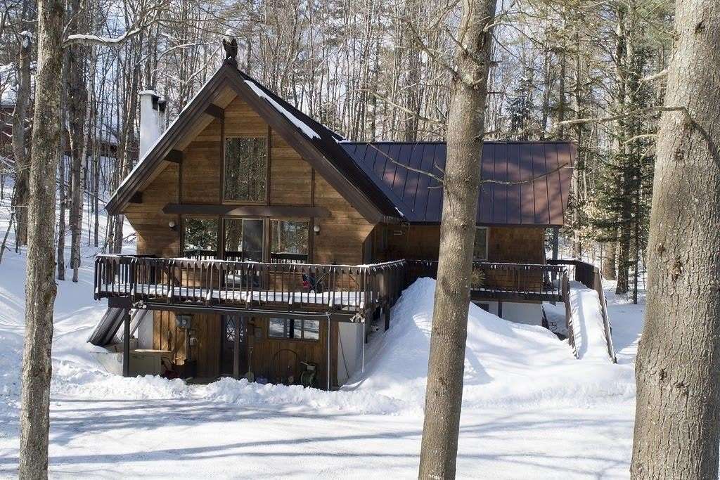 2.5 Acres of Land with Home for Lease in Winhall Town, Vermont