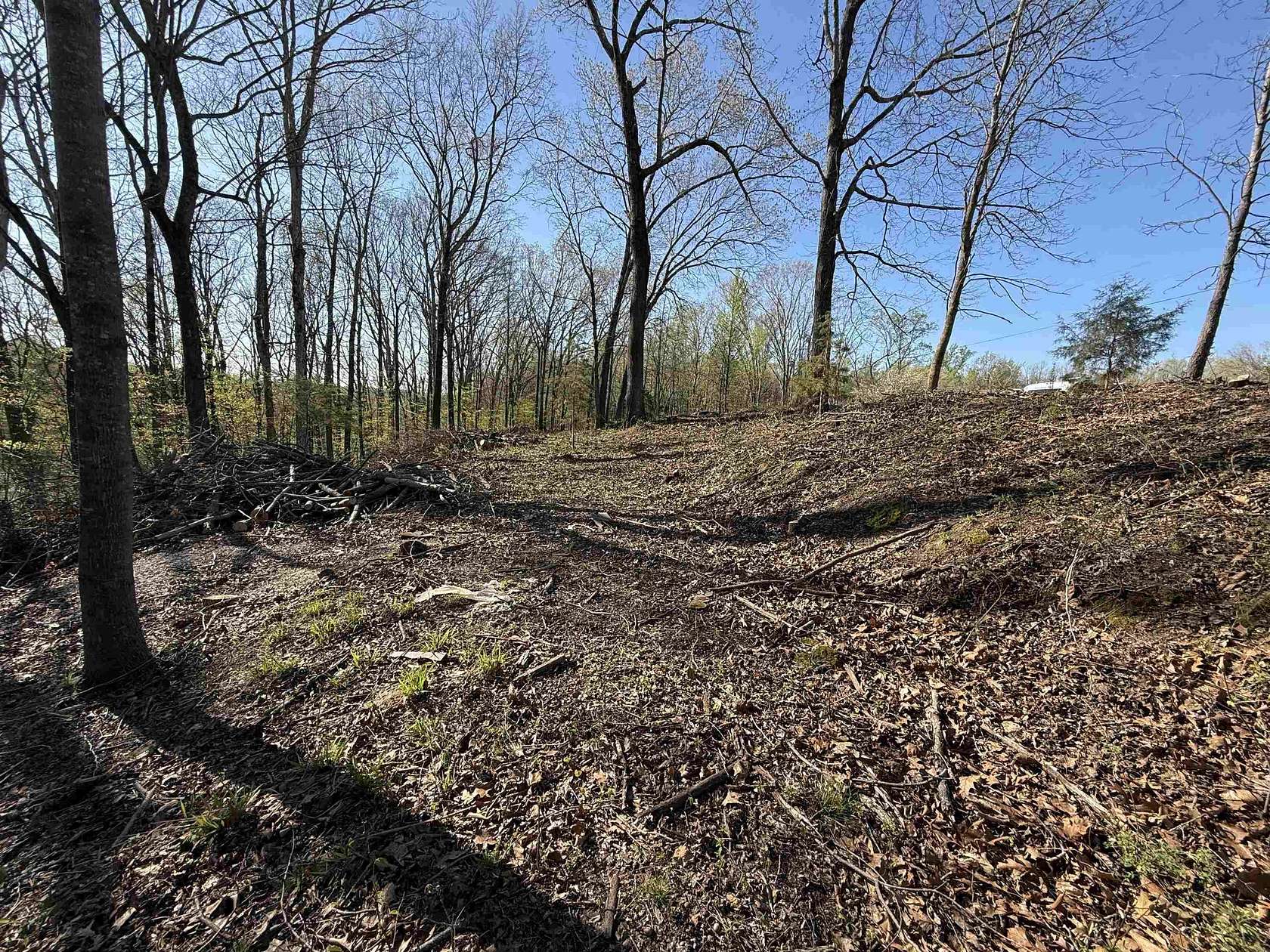 1.18 Acres of Residential Land for Sale in Killen, Alabama