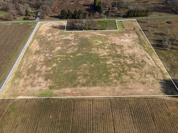 8.72 Acres of Agricultural Land for Sale in Benton Harbor, Michigan