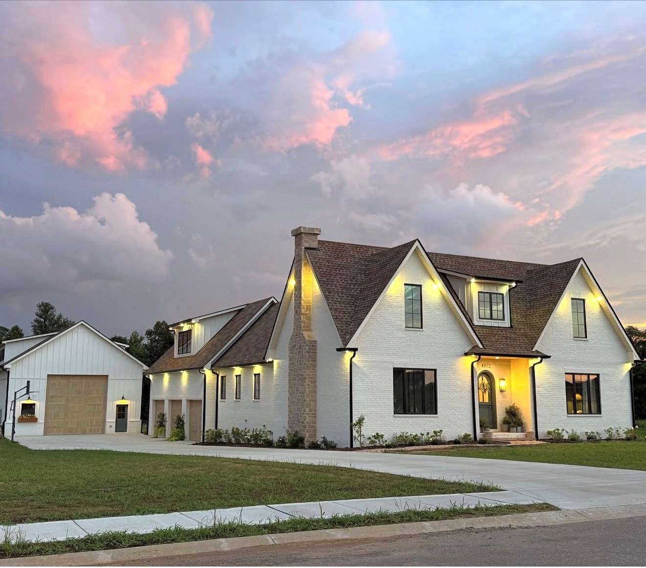 2.16 Acres of Land with Home for Sale in Clarksville, Tennessee