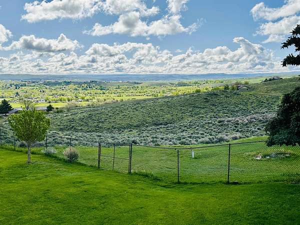 3.14 Acres of Land with Home for Sale in Lander, Wyoming