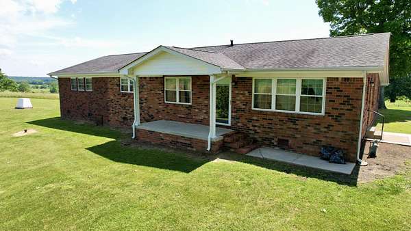 20 Acres of Land with Home for Sale in Pikeville, Tennessee
