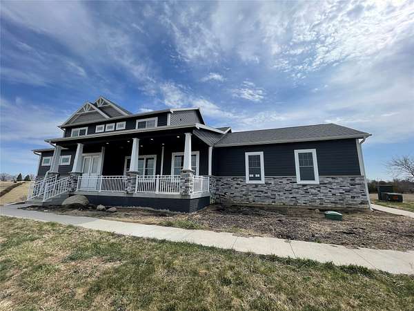 20.8 Acres of Land with Home for Sale in New Virginia, Iowa