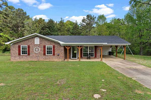 3.28 Acres of Land with Home for Sale in Henderson, Texas