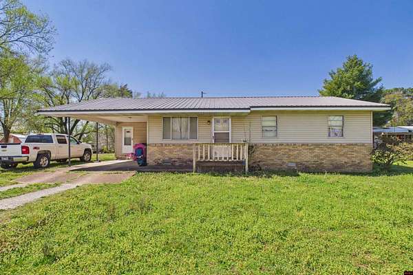 5 Acres of Land with Home for Sale in Salem, Arkansas