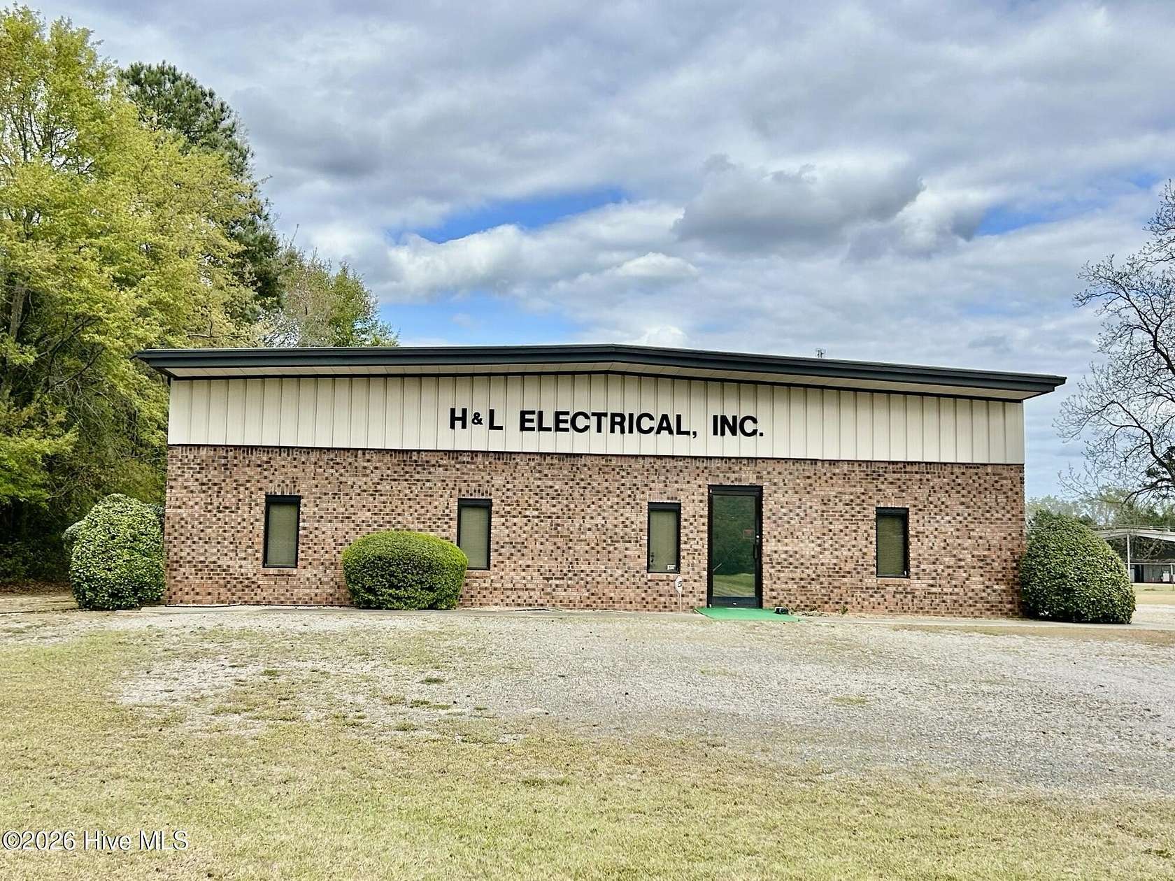 2 Acres of Improved Commercial Land for Sale in Laurinburg, North Carolina