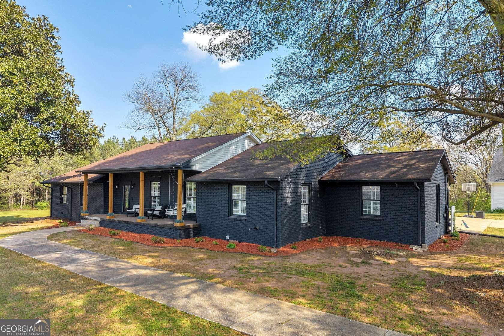 5 Acres of Land with Home for Sale in Carnesville, Georgia