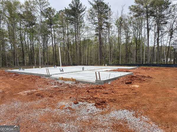 2.57 Acres of Land with Home for Sale in Greenville, Georgia