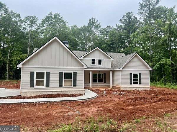 2.57 Acres of Land with Home for Sale in Greenville, Georgia