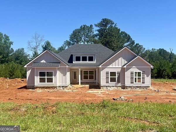 2.76 Acres of Land with Home for Sale in Hogansville, Georgia
