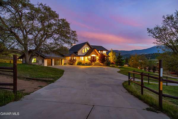 5 Acres of Land with Home for Sale in Tehachapi, California