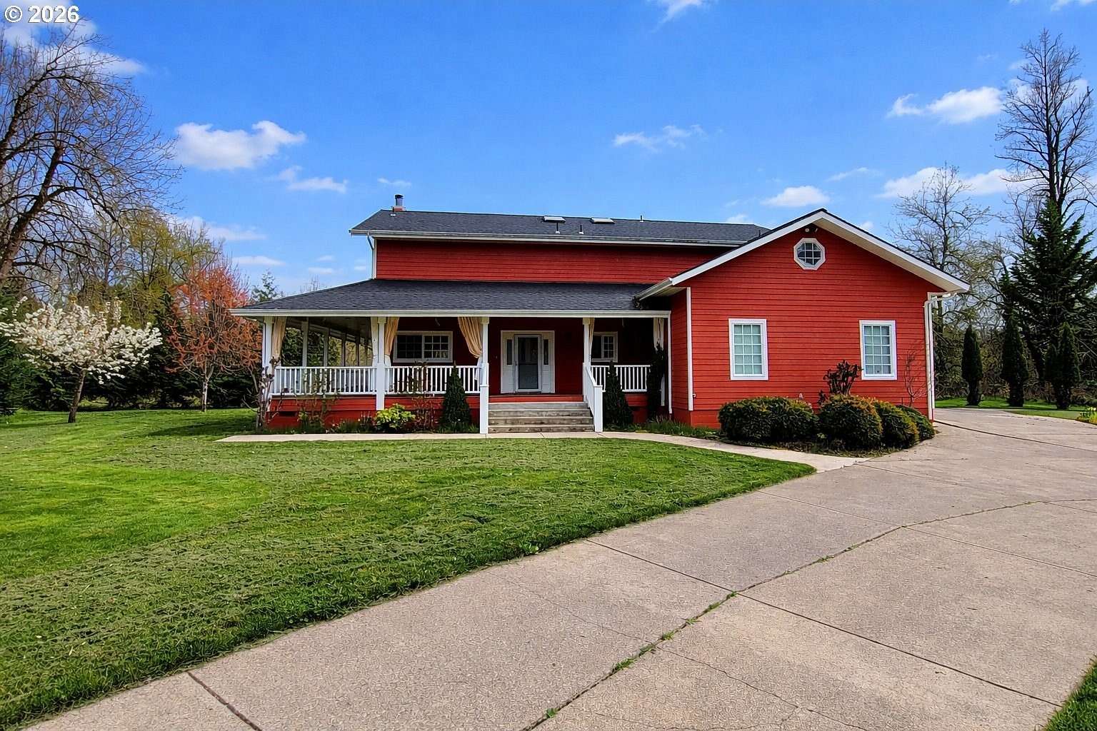 5 Acres of Land with Home for Sale in Cottage Grove, Oregon