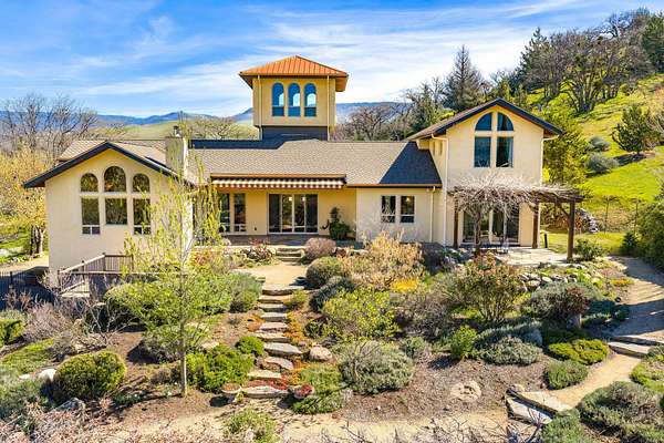 5.35 Acres of Land with Home for Sale in Ashland, Oregon