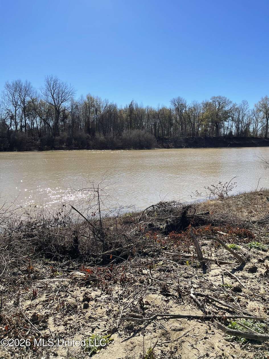 21 Acres of Recreational Land for Sale in Redwood, Mississippi