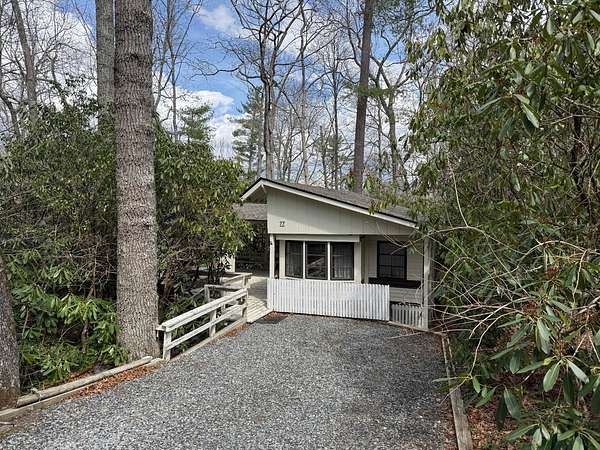 0.12 Acres of Residential Land for Sale in Newland, North Carolina