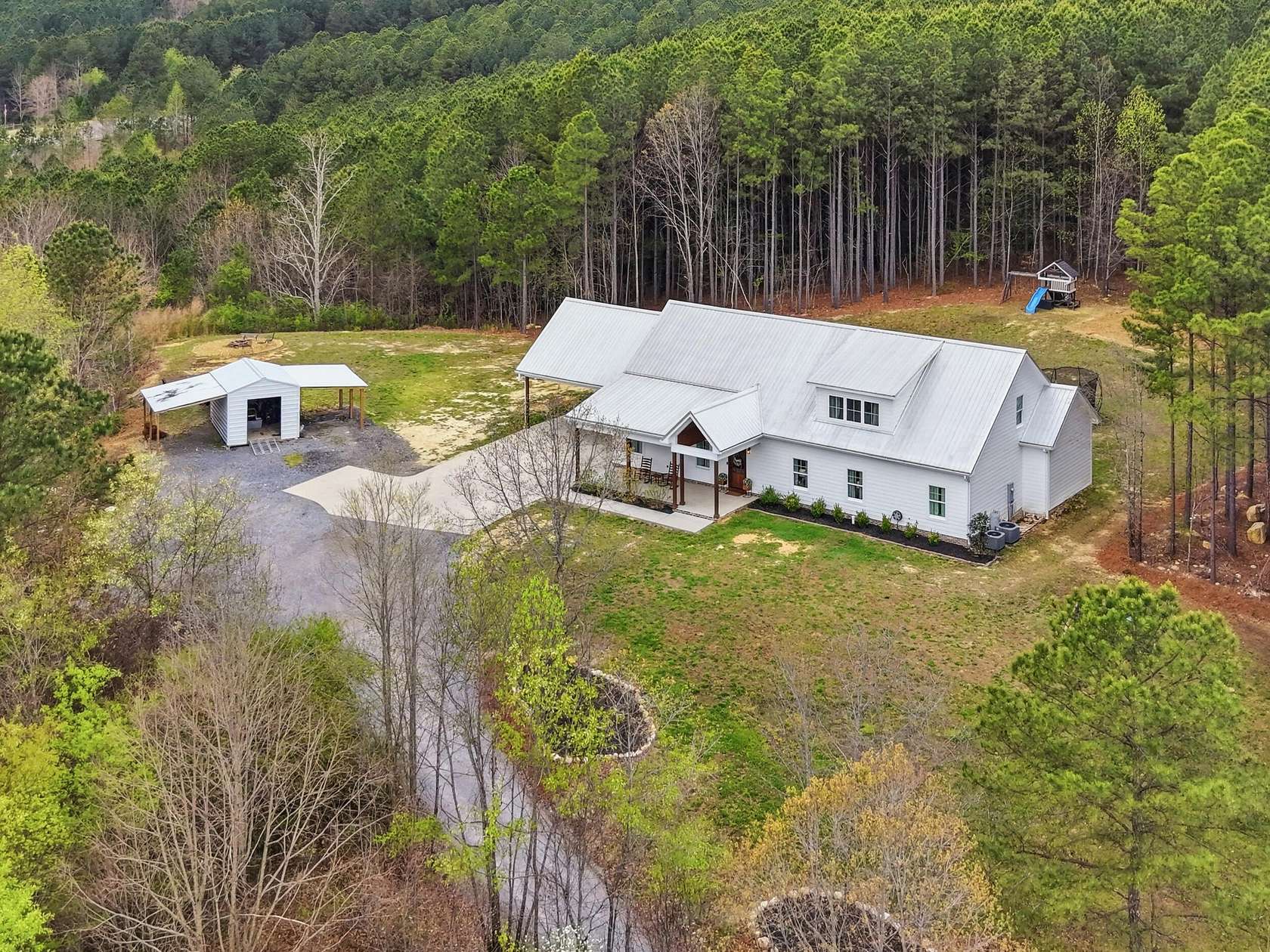 5.12 Acres of Land with Home for Sale in Cohutta, Georgia