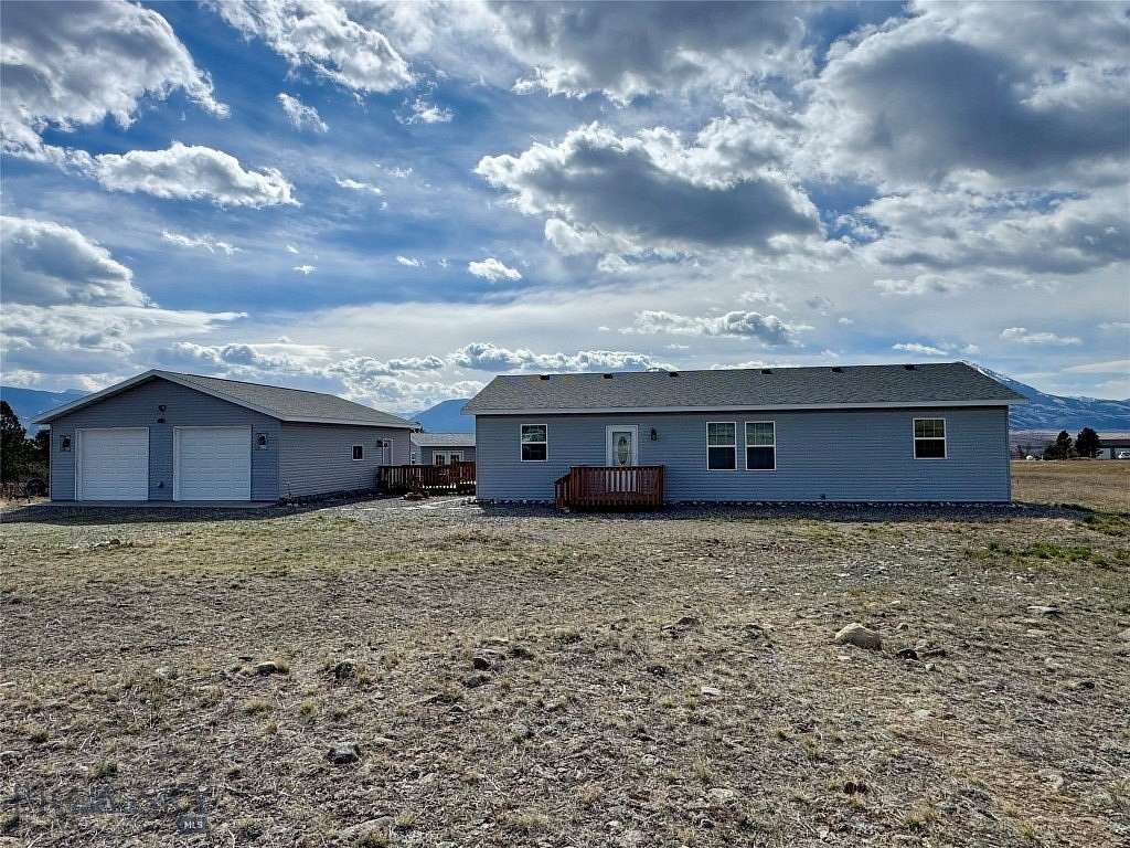 4 Acres of Land with Home for Sale in Livingston, Montana
