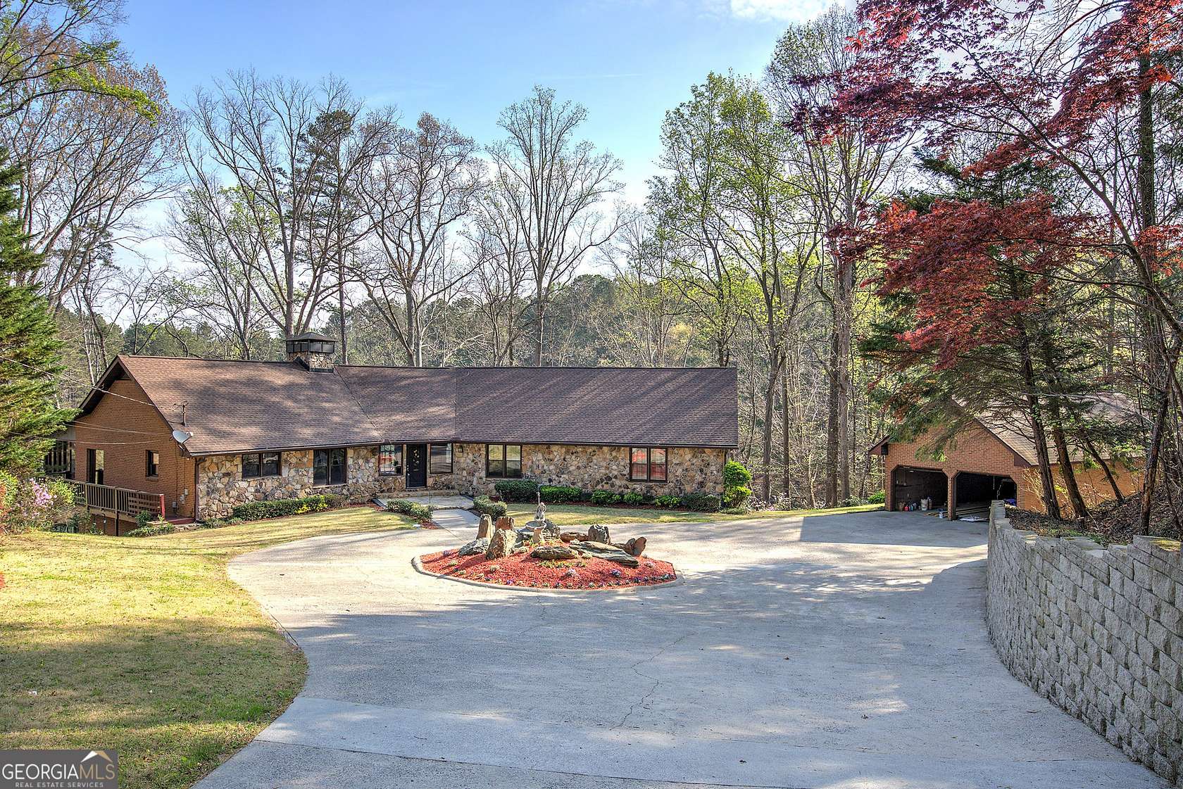 35 Acres of Land with Home for Sale in Dallas, Georgia