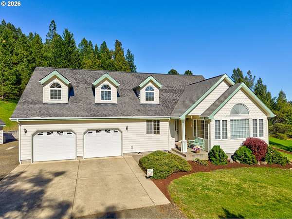 5 Acres of Land with Home for Sale in Roseburg, Oregon