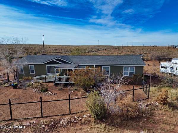 10 Acres of Land with Home for Sale in Holbrook, Arizona