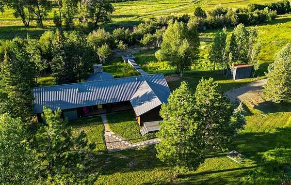 18 Acres of Land with Home for Sale in Pagosa Springs, Colorado