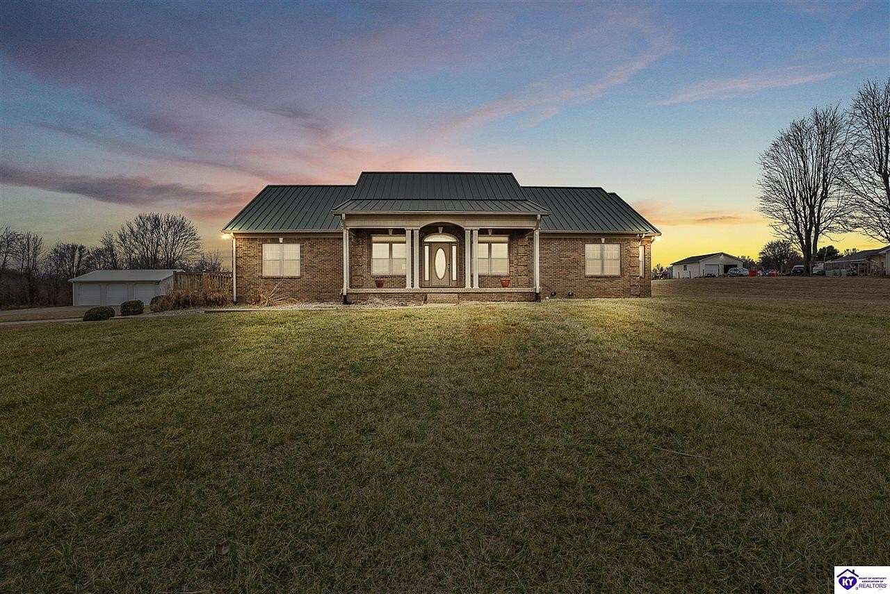 5.5 Acres of Land with Home for Sale in Elizabethtown, Kentucky