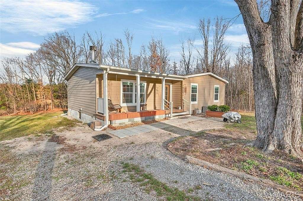 2.23 Acres of Land with Home for Sale in Lebanon, Missouri