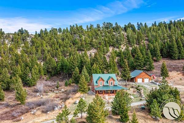 19 Acres of Land with Home for Sale in Nye, Montana