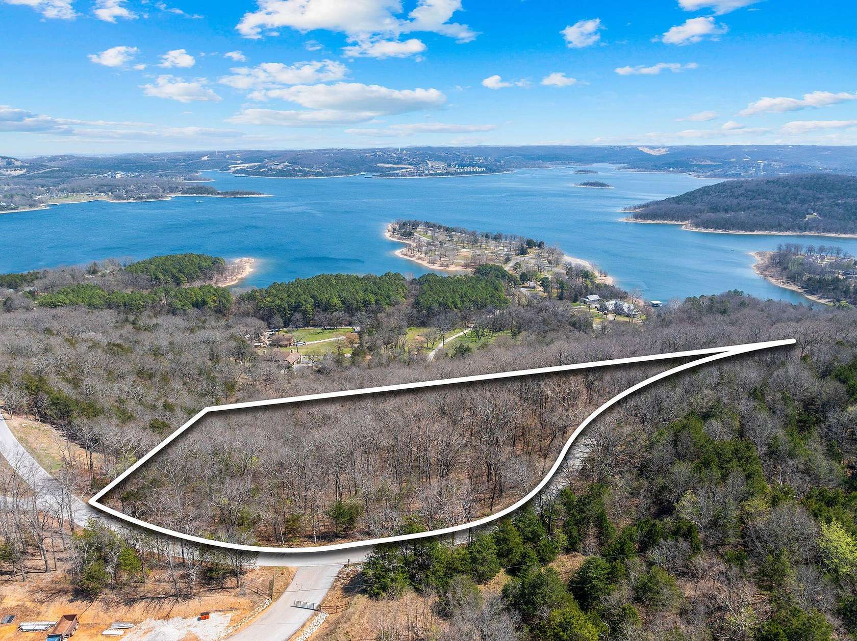 4.3 Acres of Residential Land for Sale in Blue Eye, Missouri