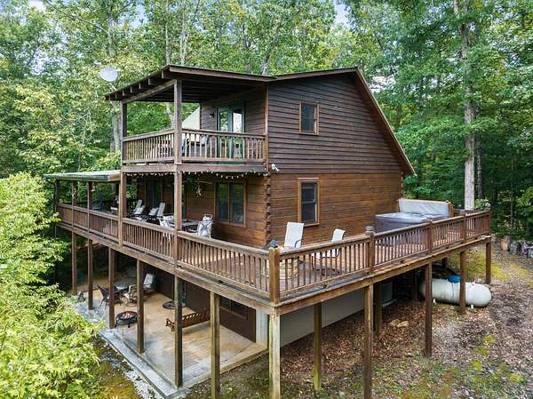 4.7 Acres of Land with Home for Sale in Mineral Bluff, Georgia
