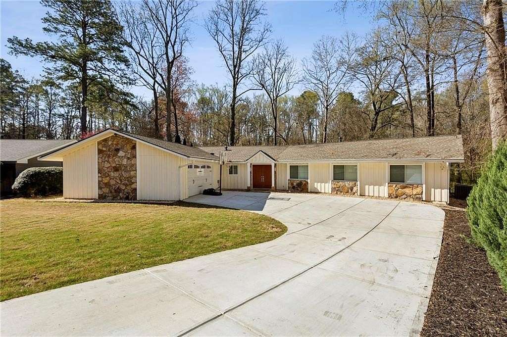 2.74 Acres of Land with Home for Sale in Marietta, Georgia