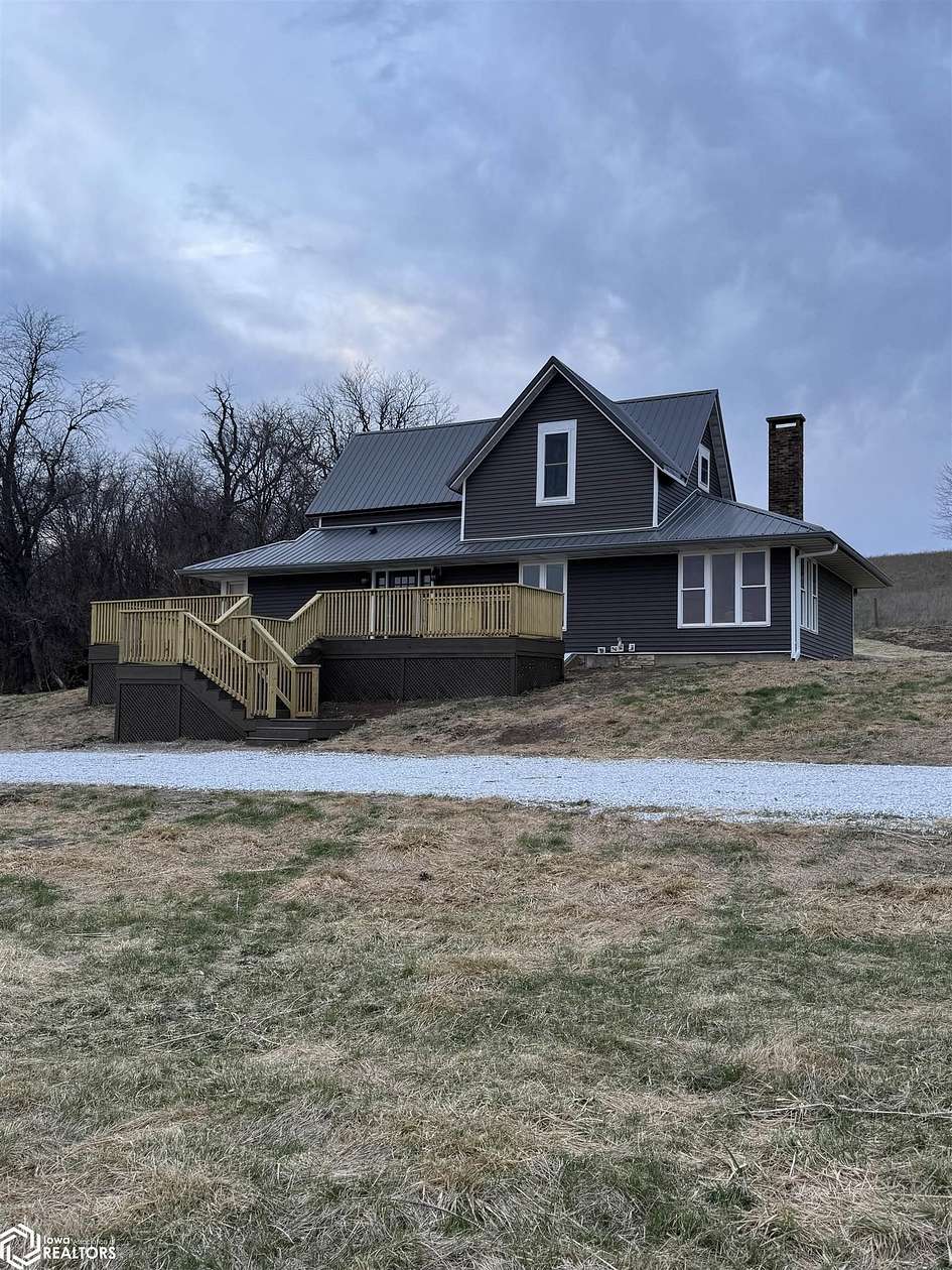 5.5 Acres of Land with Home for Sale in Sigourney, Iowa