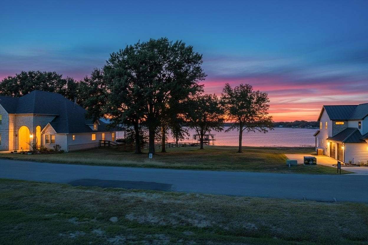 0.54 Acres of Residential Land for Sale in Mabank, Texas