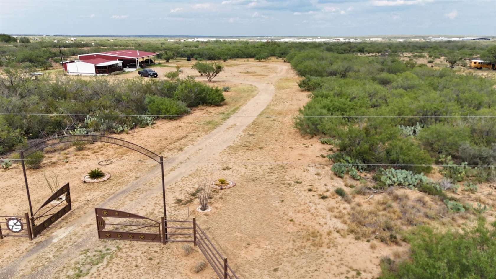 10 Acres of Commercial Land for Sale in Laredo, Texas