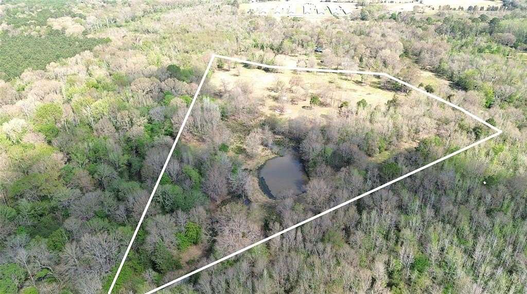 16.4 Acres of Land for Sale in Pittsburg, Texas